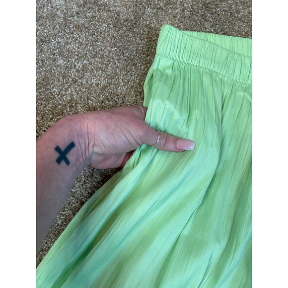 Asos NA-KD x Phiaka wide leg flowy pants in green crinkle wide leg pull on NEW S - Picture 7 of 11
